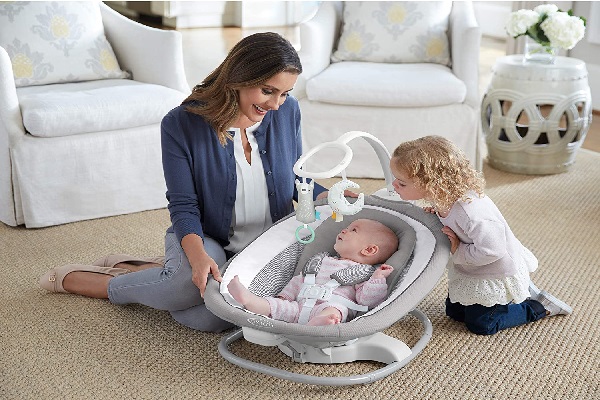 Graco Sense2Soothe Swing with Cry Detection Technology